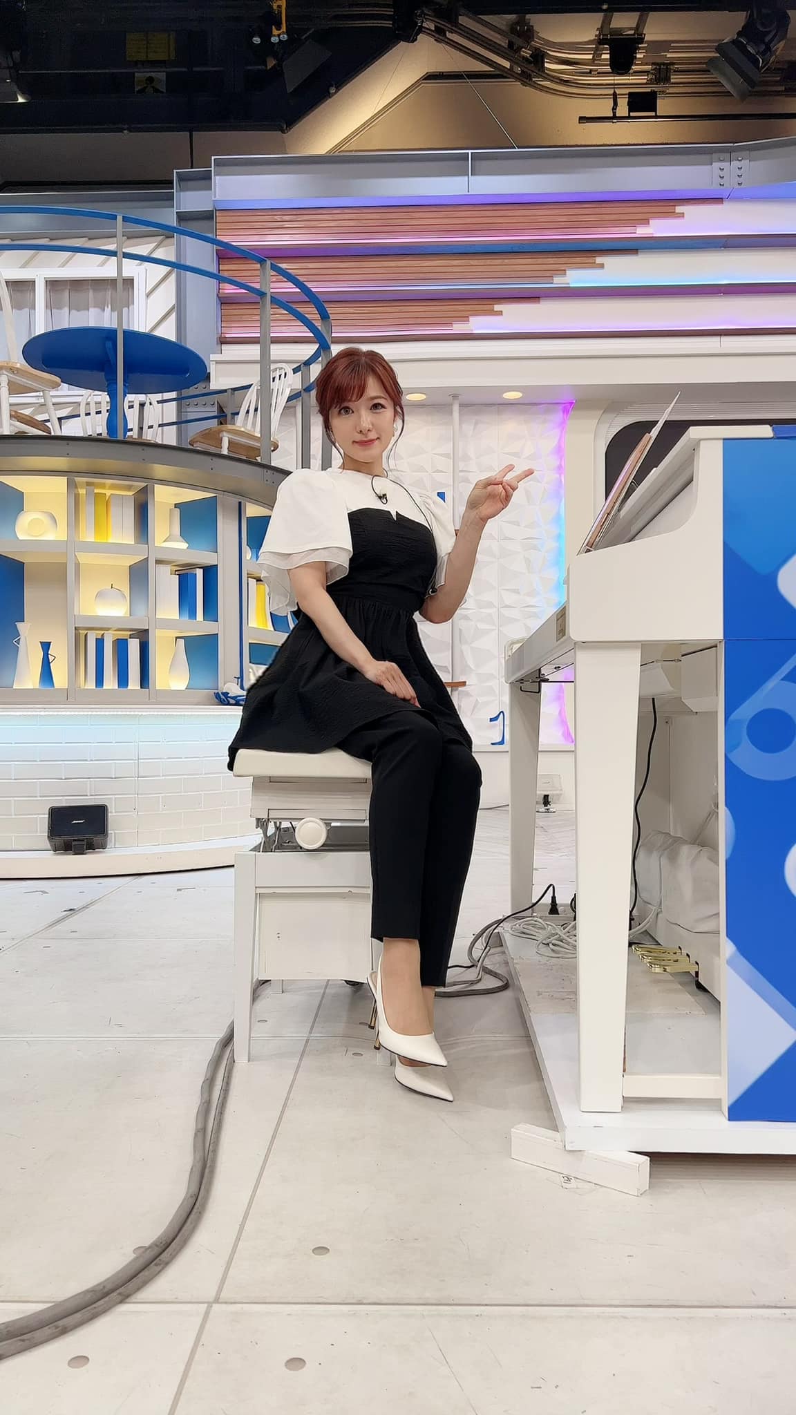 里子 TBS「THE TIME,」出演してます🤗今朝は久しぶりにパンツだったから 髪