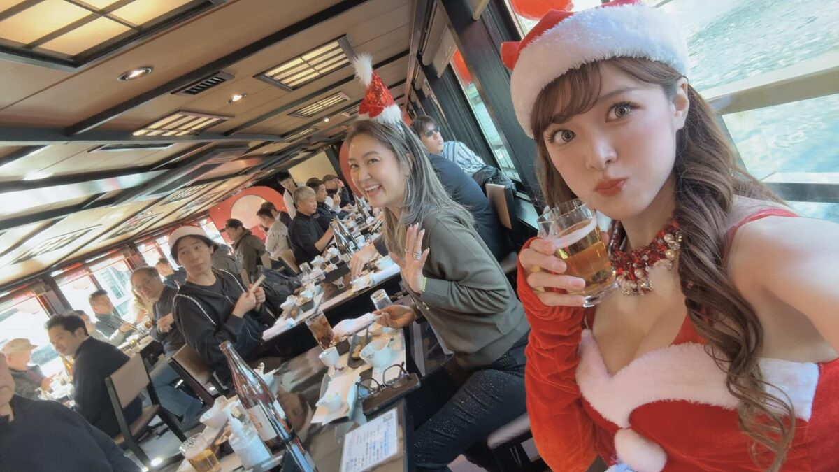 ファンクラブの忘年会♡ 屋形船オフ会なう。笑