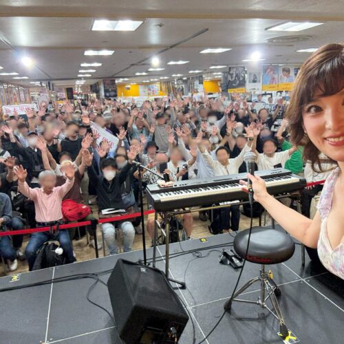 タワーレコード錦糸町パルコ店さんでインストアライブ。大変盛り上がることができました！