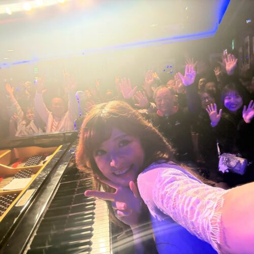 札幌D-Bop Jazz Clubに出演、 昨日も超満員御礼の皆さまと大変盛り上がりとってもアツい夜でした！