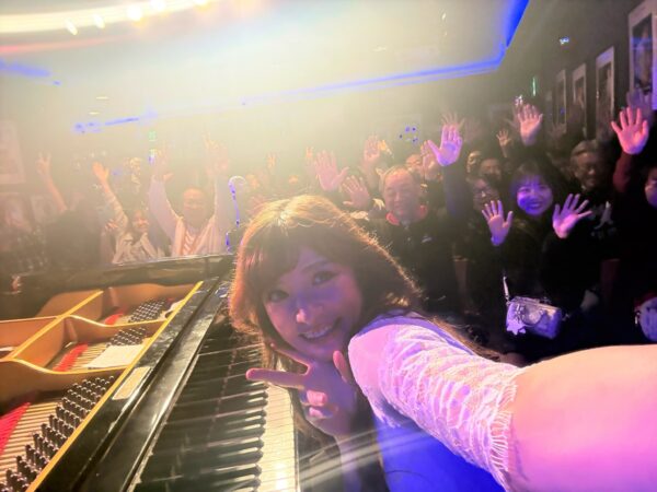 札幌D-Bop Jazz Clubに出演、 昨日も超満員御礼の皆さまと大変盛り上がりとってもアツい夜でした！